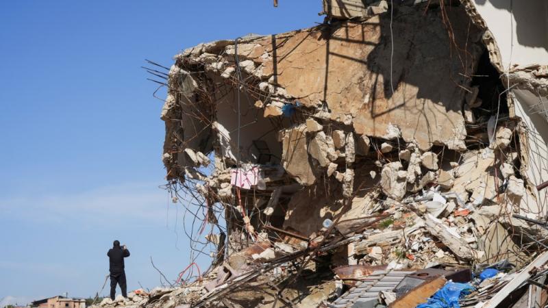 الموقف الدولي واضح لجهة منع الاعمار قبل تنفيذِ شروط سحبِ السلاح والمفاوضات