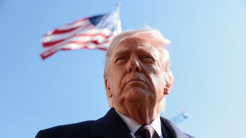 ترامب: الولايات المتحدة تمتلك مخزونا كافيا من الأسلحة ومستعدة لتحقيق نصر ساحق