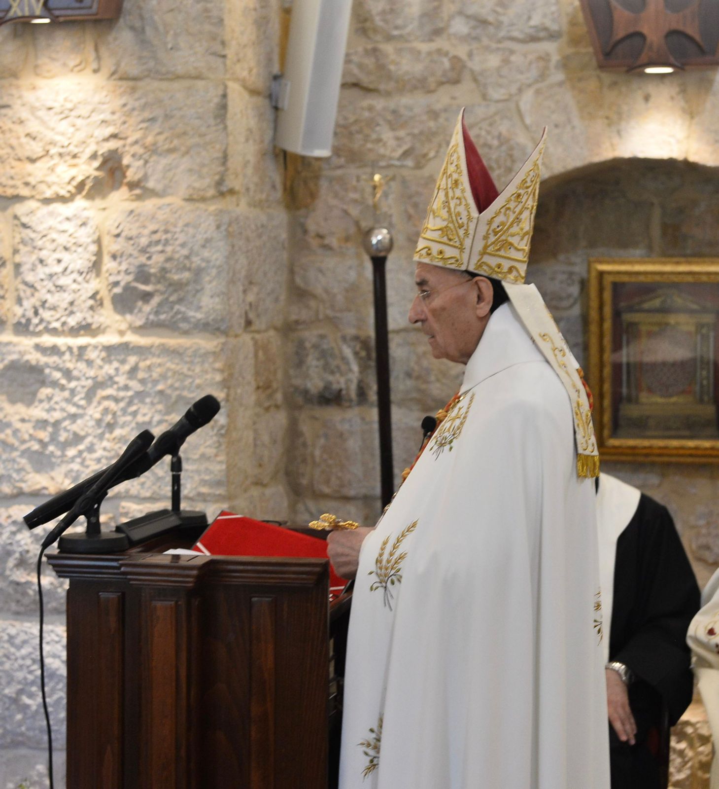 الراعي في رتبة الآلام: لترك ممرات انسانية الى الصامدين في قراهم لتصل اليهم حاجاتهم