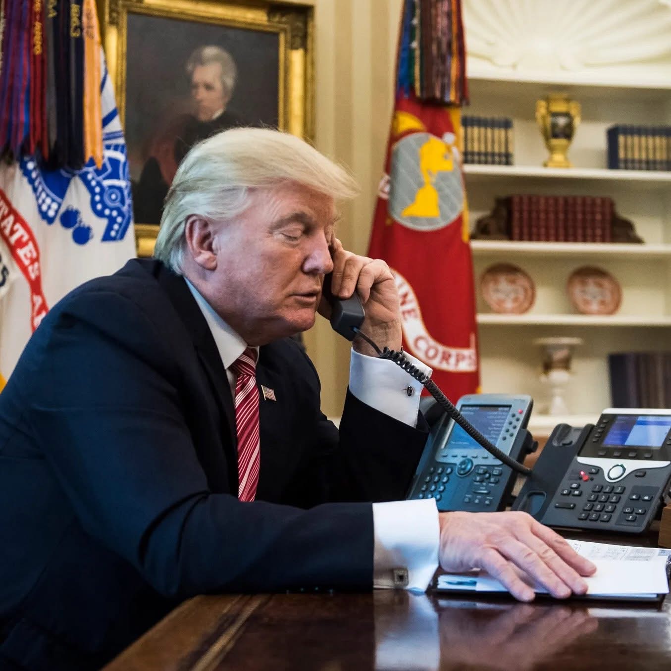 إيران توافق على هدنة لمدة أسبوعين مع الولايات المتحدة وتسمح بمرور آمن مشروط في مضيق هرمز