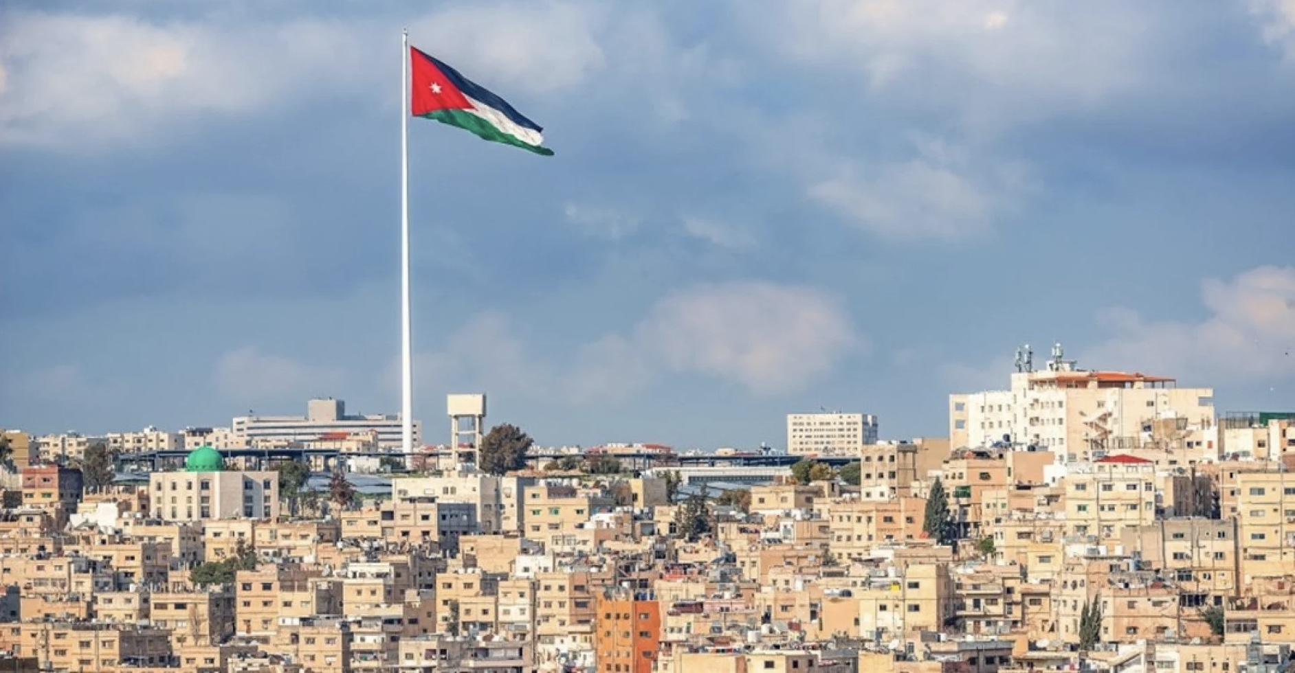 صفارات إنذار مفاجئة في الأردن.. والسلطات توضح السبب