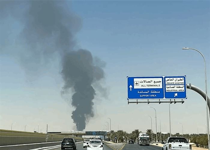 دخان أسود قرب مطار الرياض واضطراب في حركة الملاحة الجوية